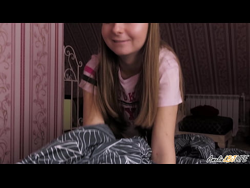 ❤️ Blondie o Anya BFF ea hae ho Tebile 'me o Koala Molomong oa Hae Video ea bootsoa ☑